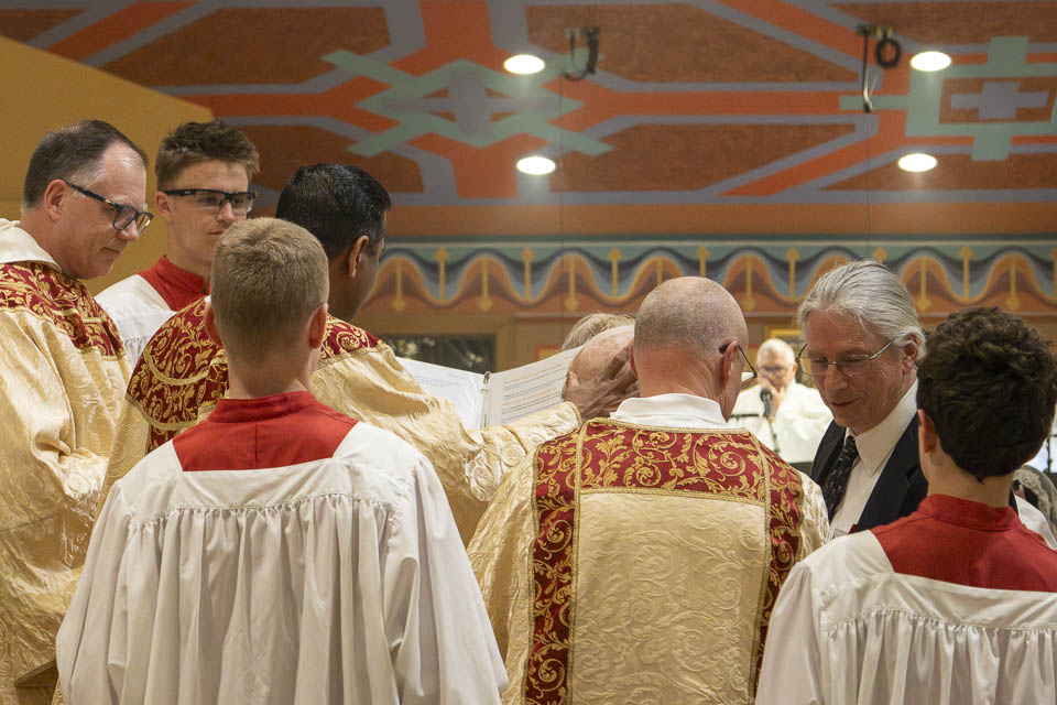 2026-StMary-EasterVigil (124 of 215).jpg